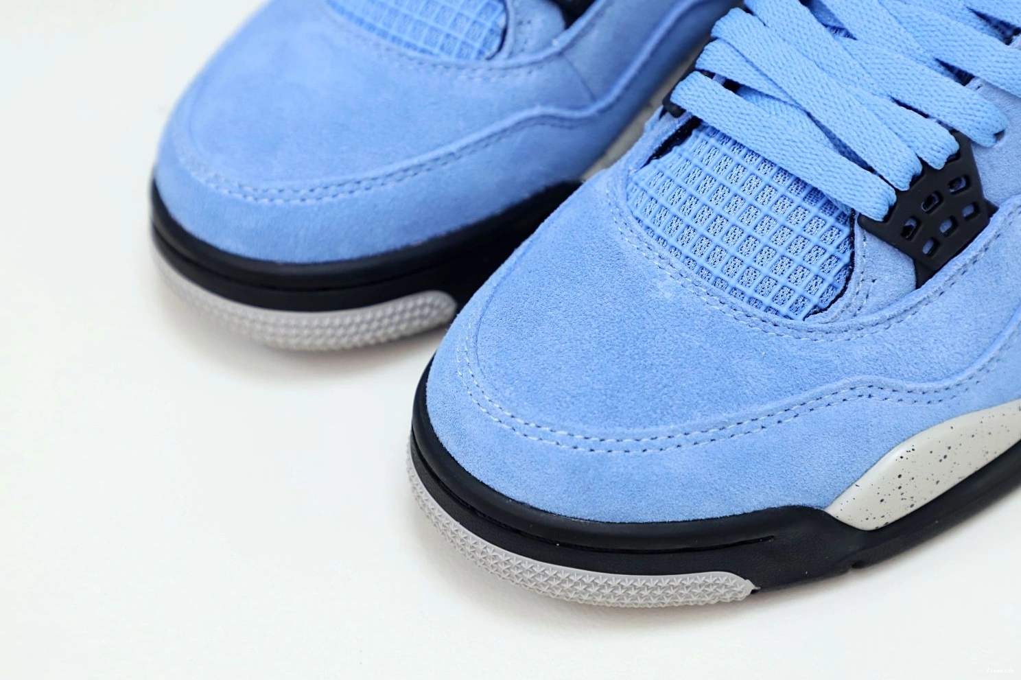 JORDAN BLUE AIR UNIVERSITY 4 0824